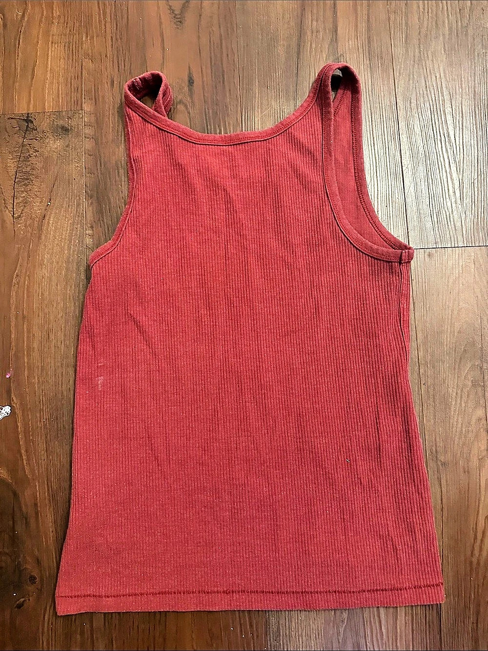 Universal Thread Ribbed Tank Top in Red Size Medium - Picture 2 of 3